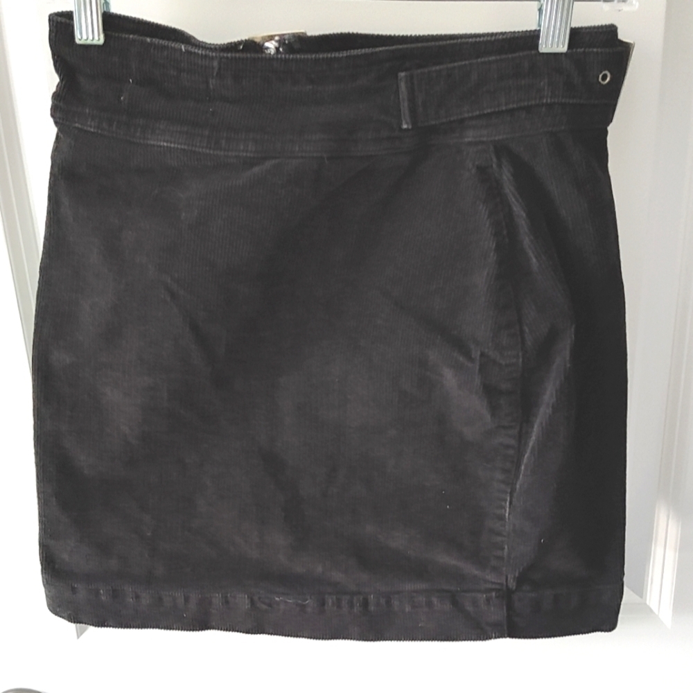 URBAN OUTFITTERS Black Harmony Corduroy Zip-Front Skirt Size Medium - Picture 4 of 6
